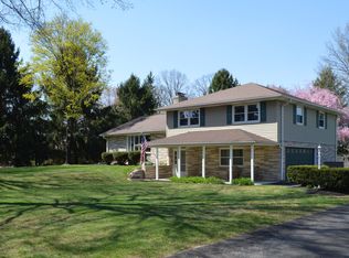 2345 Taxville Rd, York, PA 17408