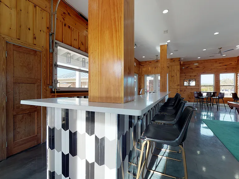 Valera East — Photo 32