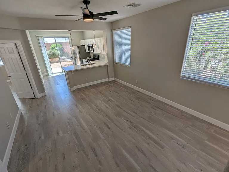 10957 Napa Ridge Dr — Photo 13
