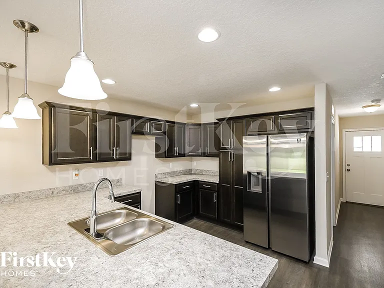 11224 Margarets Landing Pl — Photo 6