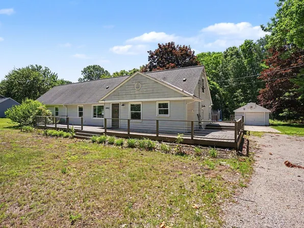16962 Ransom St, Holland, MI 49424