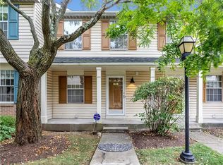 102 Holmes Pl, Oakland, PA 15213