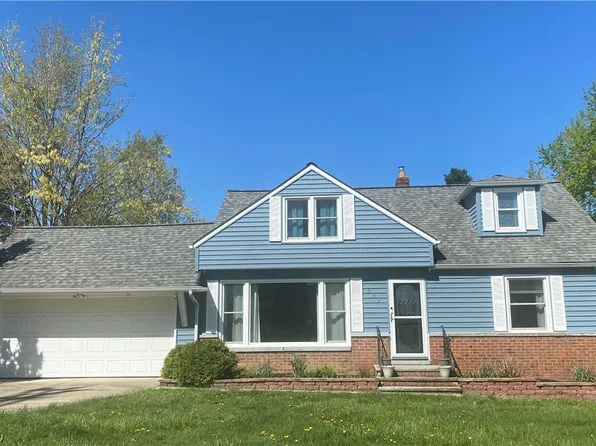 542 Richmond Rd, Richmond Heights, OH 44143