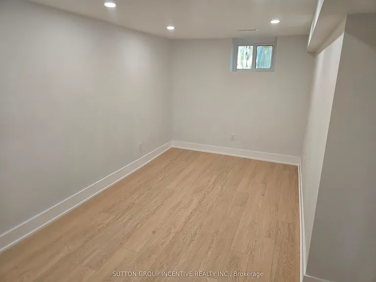 69 Marlin Ct — Photo 37
