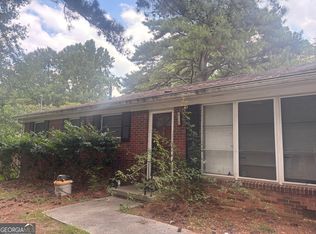5880 Mallory Rd, College Park, GA 30349