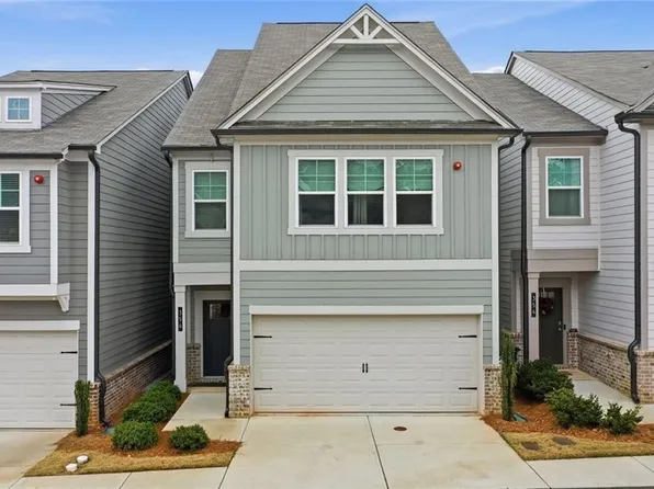 356 Hayden Cir, Woodstock, GA 30188