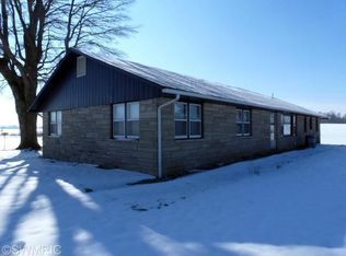 28657 Hampshire Rd, Dowagiac, MI 49047