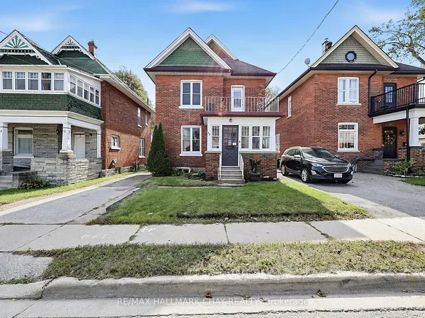 43 Brock St, Barrie, ON L4N 2L8