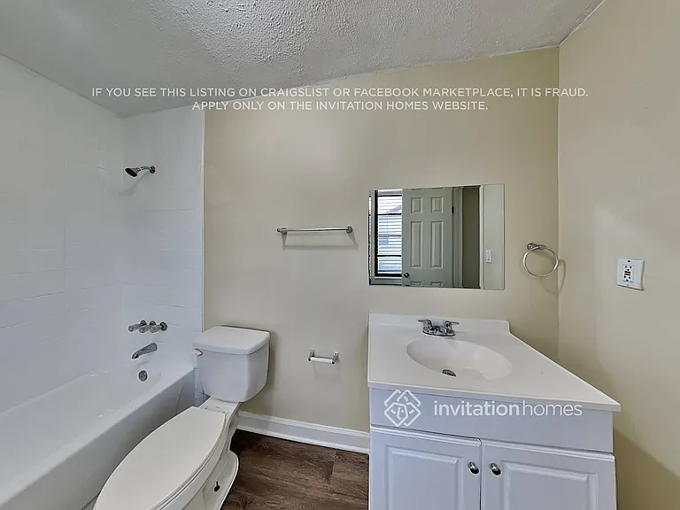 1904 SW 96th Ave — Photo 15