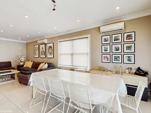 4202 Manhattan Avenue image 14 of 25