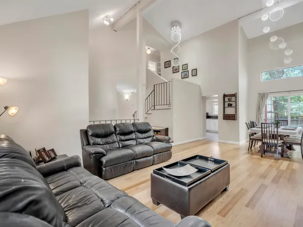 2380 Cabrillo Dr, Hayward, CA 94545