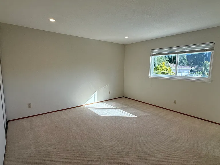 13048 Apollo Way — Photo 9