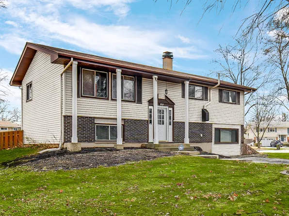 2S235 Lawler Ln, Lombard, IL 60148