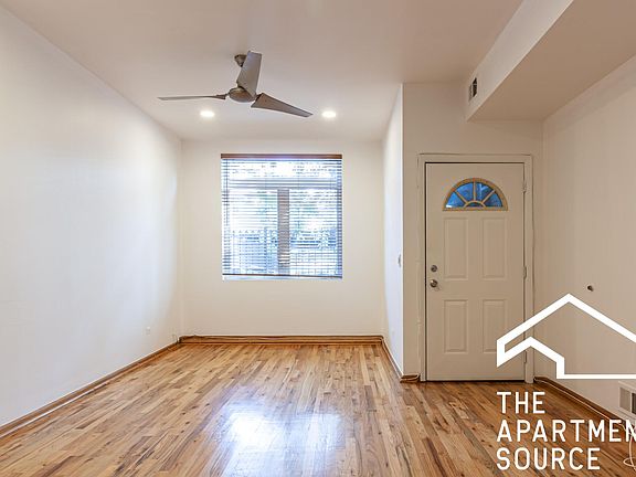 4th image of 1224 W Augusta Blvd #1F