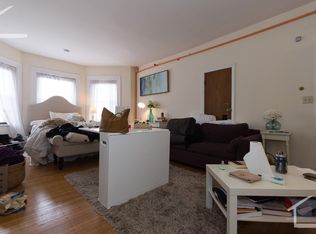 901 Beacon St #3D, Boston, MA 02215