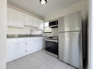 1409 W 33rd St APT 1, Riviera Beach, FL 33404