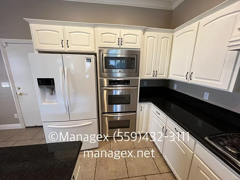 9708 N Willey Ct — Photo 9
