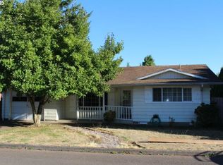 195 SW 7th Ave, Canby, OR 97013