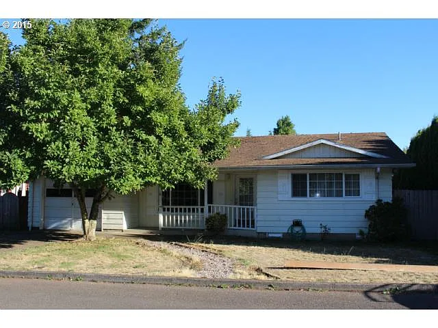 195 SW 7th Ave photo 1