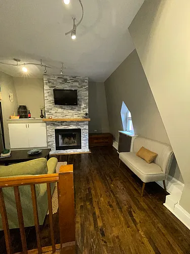 2509 N Halsted St Photo 1