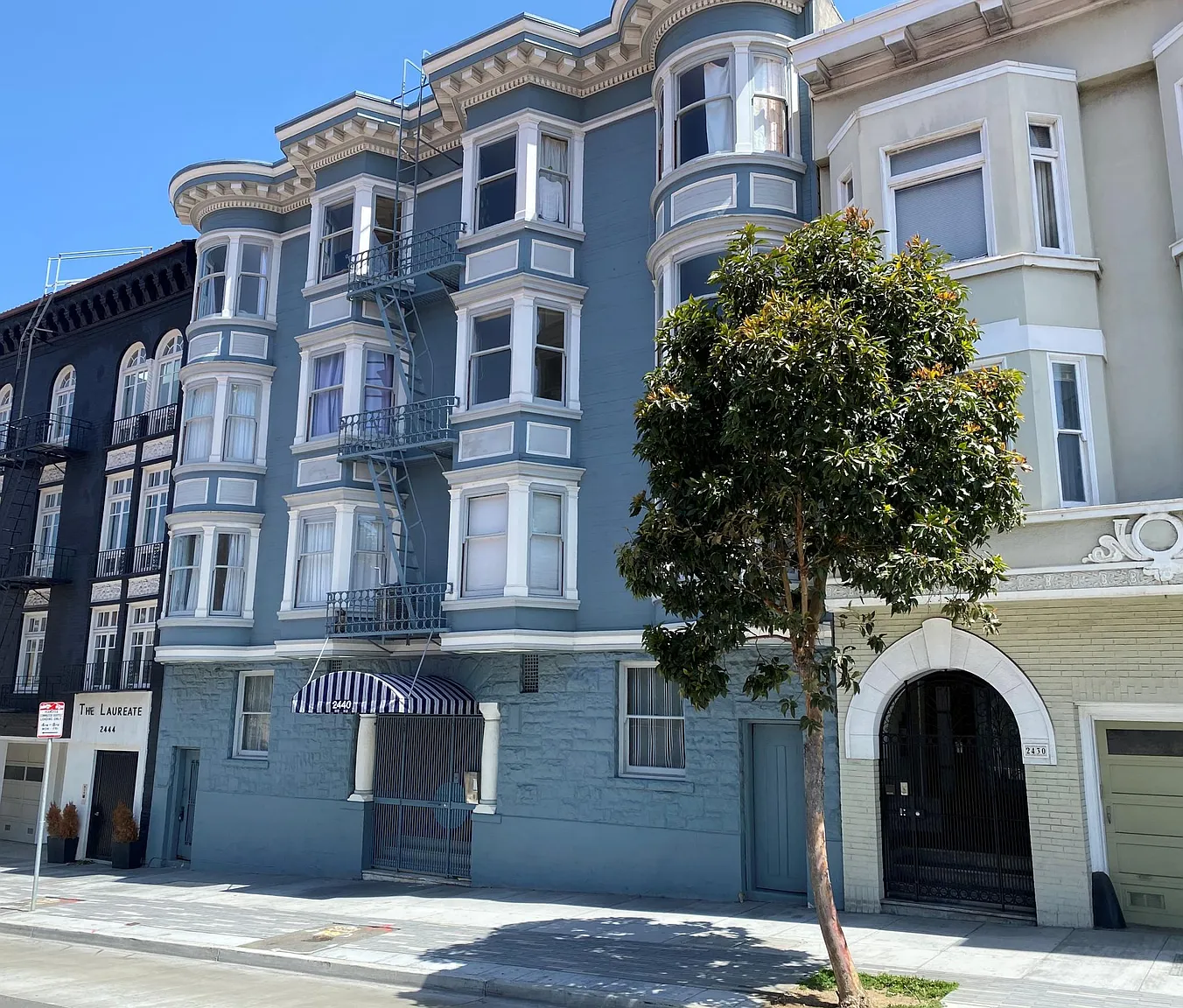2440 Van Ness Ave #149633062 photo 1