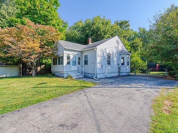 3rd image of 4103 Carson Ave