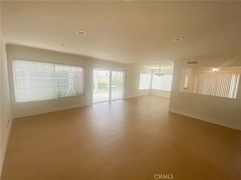 20692 Cottonwood Rd — Photo 16