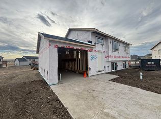 860 Bushnell Ct, Box Elder, SD 57719