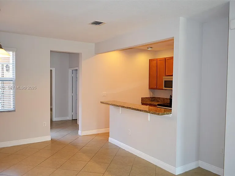 1524 SW 147th Ave #1524 — Photo 4