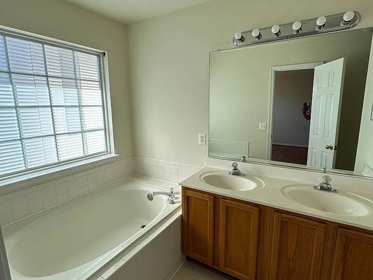 13517 Bannacker Pl — Photo 25