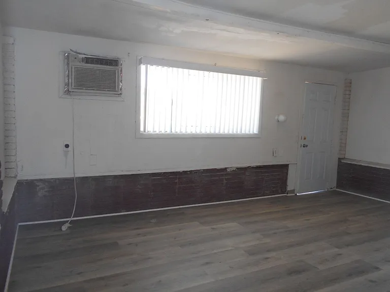 1520 Stewart Ave — Photo 12