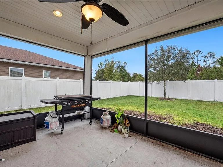 1120 Persimmon Dr — Photo 34
