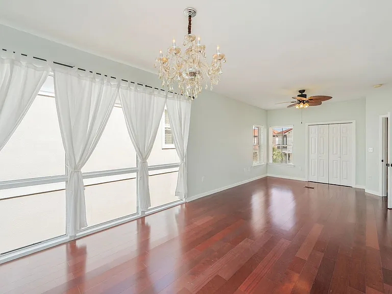272 Calusa Blvd — Photo 11