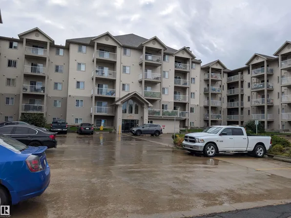7511 171st St NW #427, Edmonton, AB T5T 6S7
