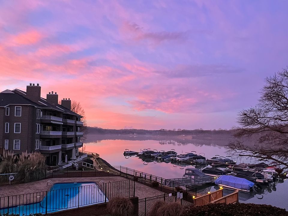 1st image of 9809 Emerald Point Dr Unit 3