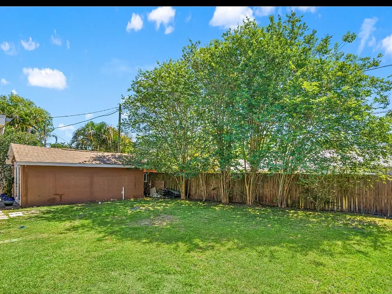 1539 Santa Anna Dr — Photo 10
