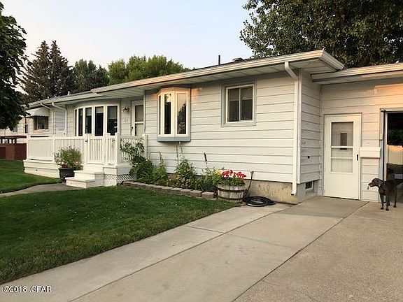 2nd image of 124 Riverview D #B