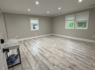 224 E Avon Rd FLOOR 2, Brookhaven, PA 19015