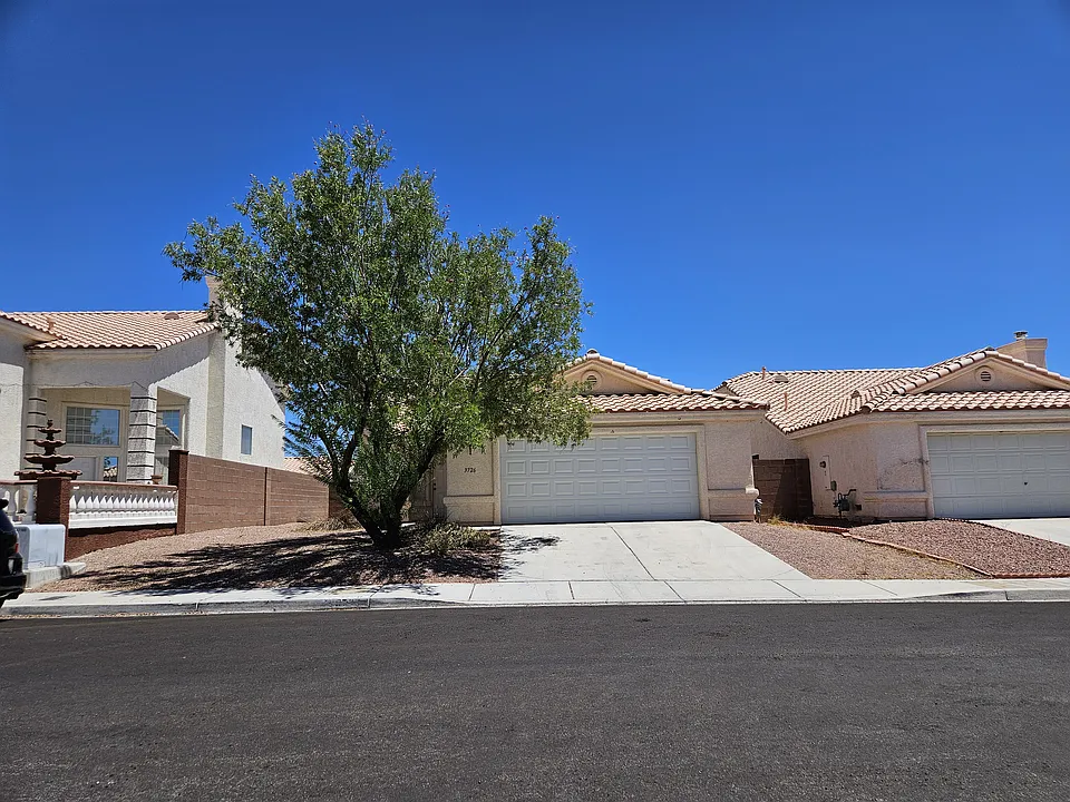 3726 Grand Viewpoint Ct