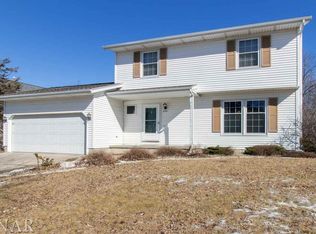 2101 Case Dr, Bloomington, IL 61701