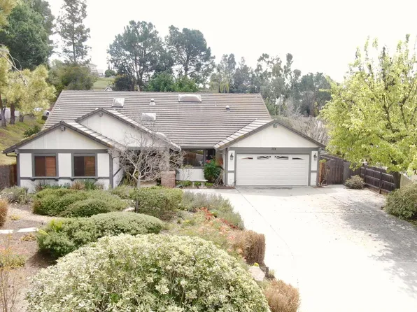 759 Cody Ln, Escondido, CA 92025