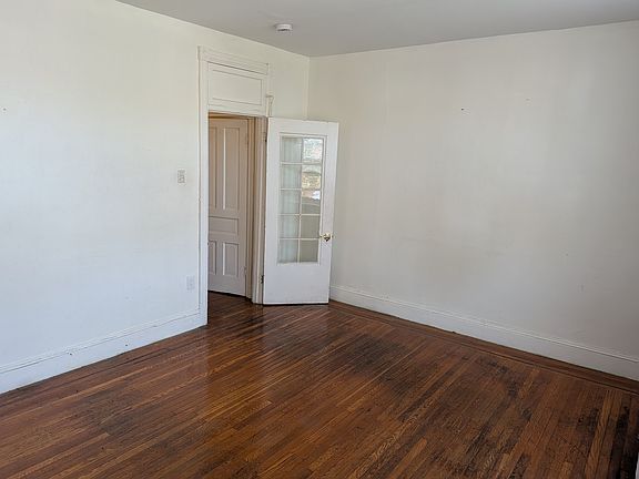 5th image of 1912 W Venango St Floor 3