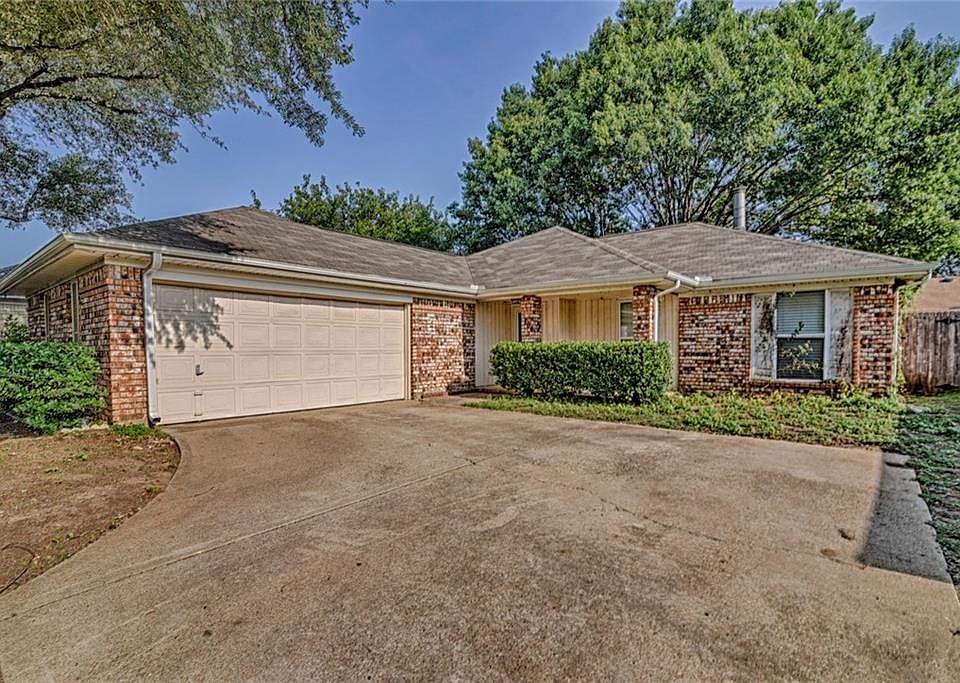 1st image of 3104 Country Creek Ln