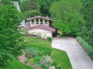 4817 Lee Ave, Downers Grove, IL 60515