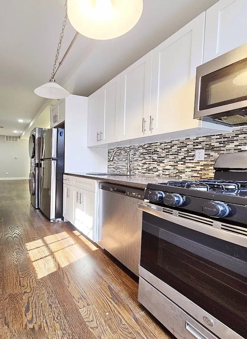 153 Bleeker Street — Photo 2