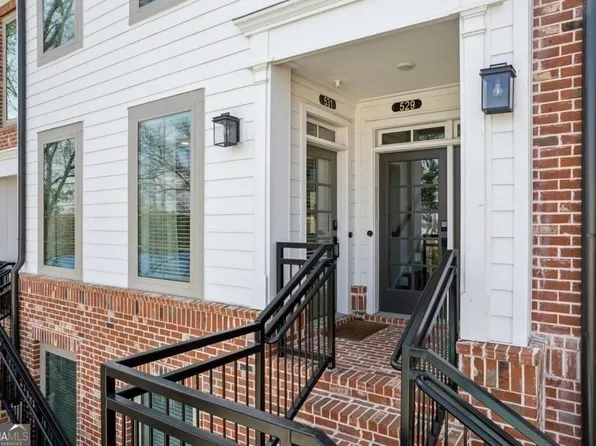 531 Burton Dr, Alpharetta, GA 30009