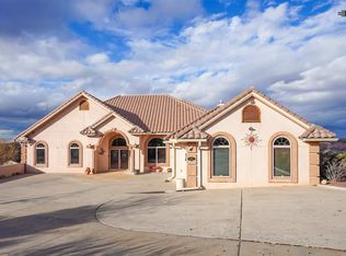 1515 Diamond Cir, Gallup, NM 87301