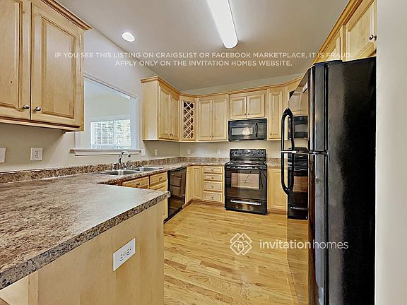 5th image of 1403 Troon Dr
