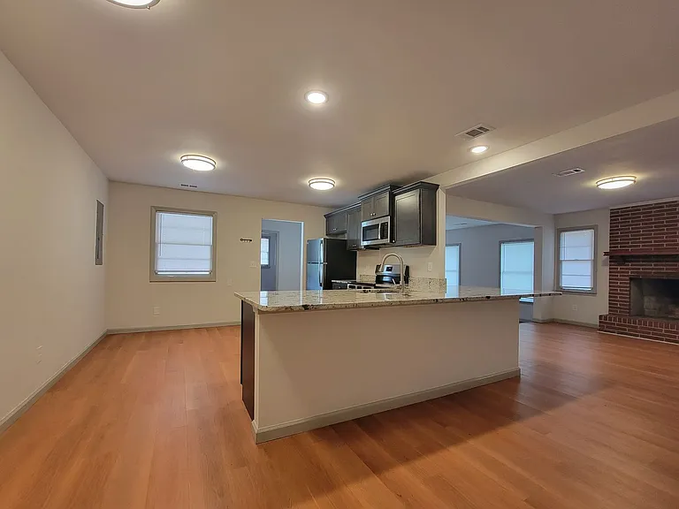 5256 Eubanks Dr — Photo 14