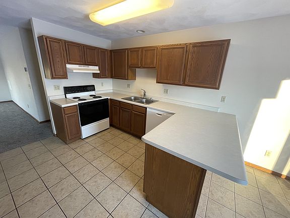4th image of 203 Marlboro Ave #1